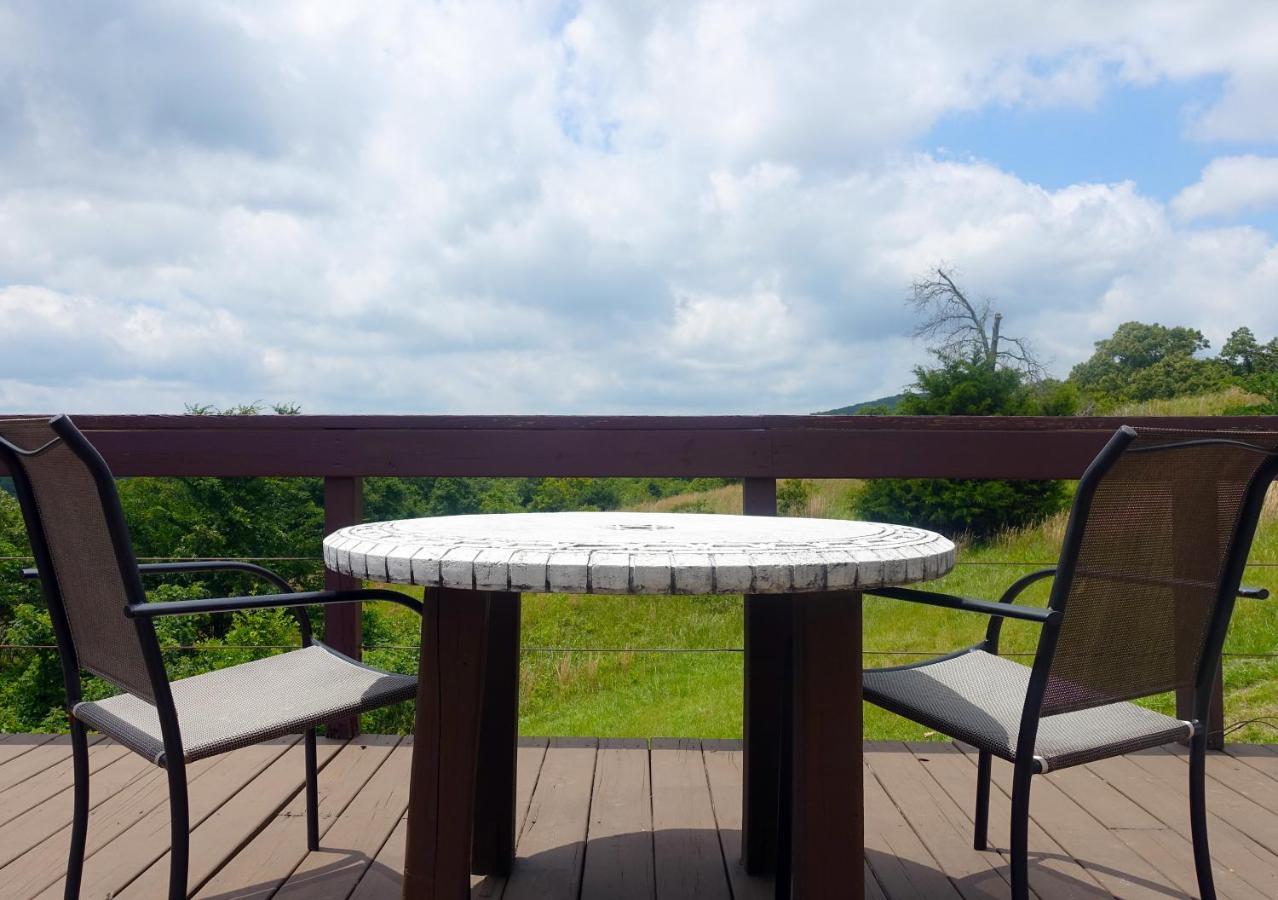 Stonewind Retreat Villa Chester Ngoại thất bức ảnh