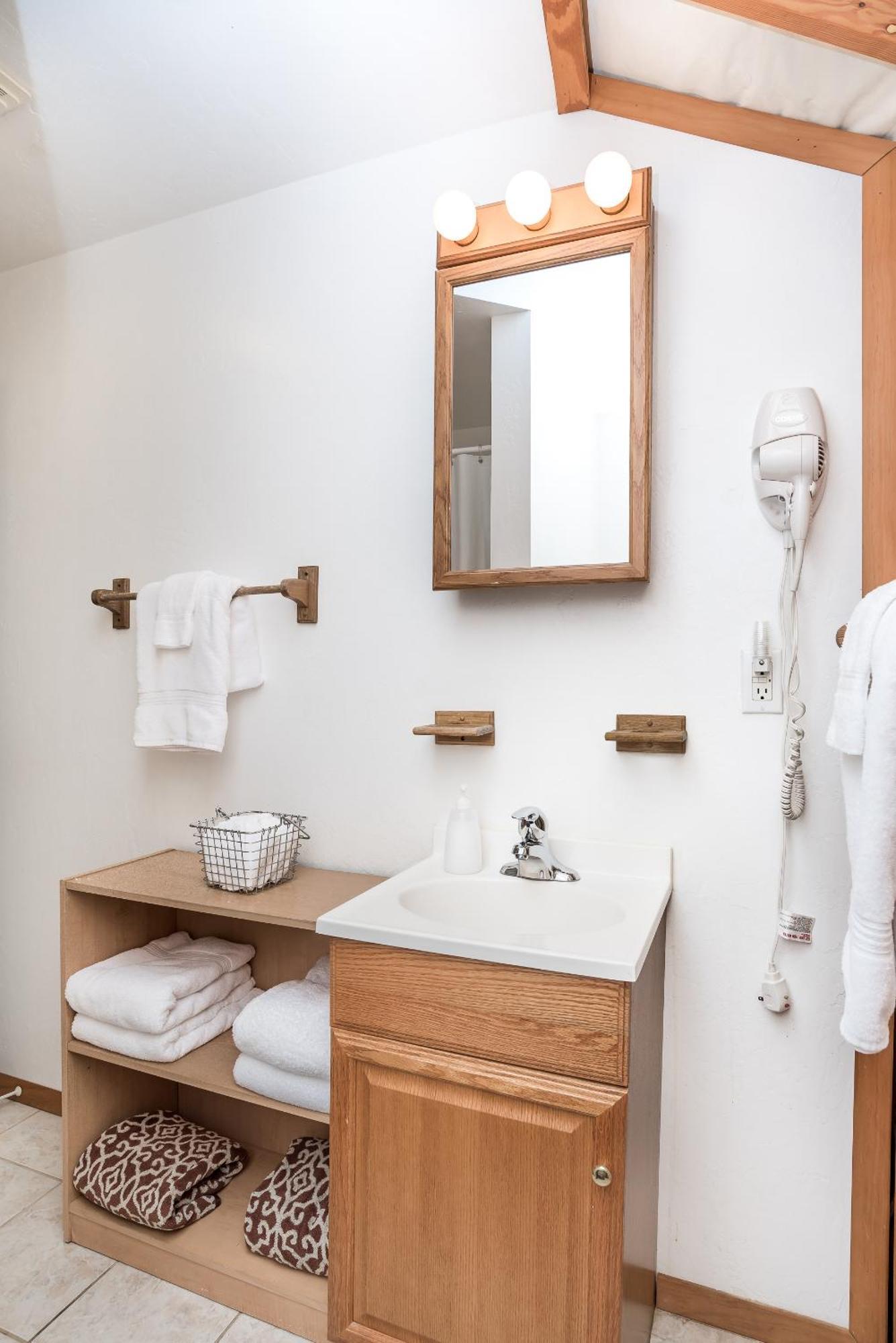 Stonewind Retreat Villa Chester Ngoại thất bức ảnh